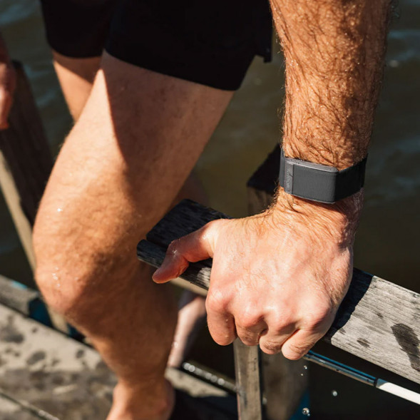 Ремешок для фитнес - браслета Whoop 4.0 HydroKnit Band (Storm Grey) в Тюмени