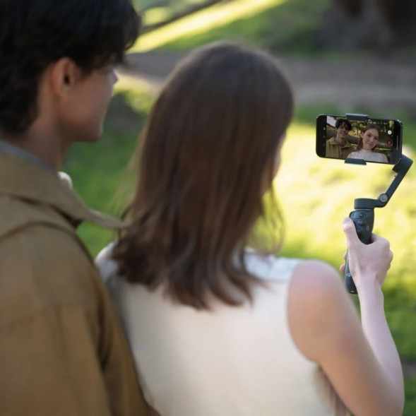 Электрический стабилизатор DJI Osmo Mobile 8 в Тюмени